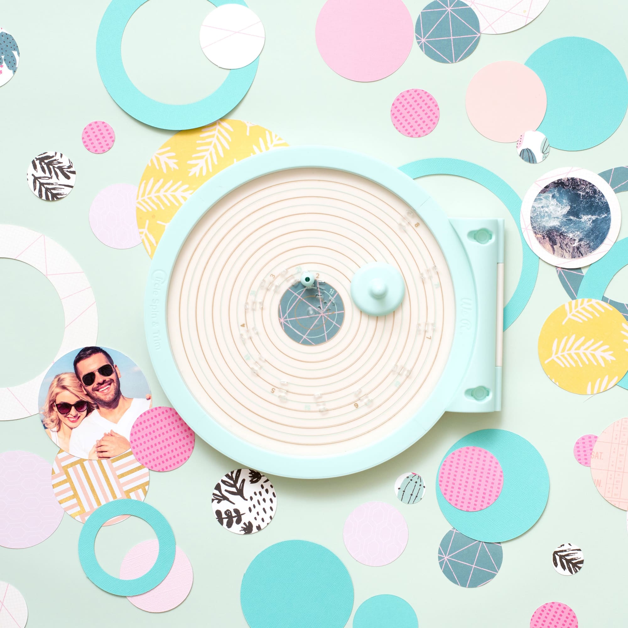 We R Memory Keepers® Crafter's Essentials™ Circle Spin & Trim